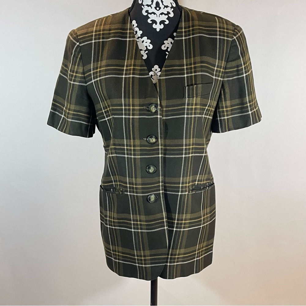 Jones New York Vintage Plaid Green/Beige Short Sleeve Suit - Picture 2 of 12